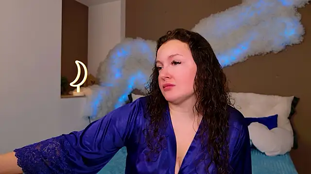 Snapshot of GloriNichols chatting on 11-24-25, 09:09 GloriNichols online show from 11-24-25, 09:09