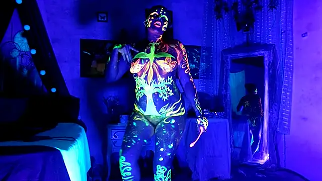 Kyara Queen online show from 09-17-25, 10:00