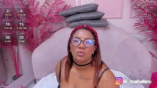 Snapshot of Lilithcaballero chatting on 01-30-25, 03:44 Lilithcaballero online show from 01-30-25, 03:44