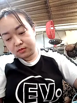 VyOanh2K online show from 03-05-25, 02:57