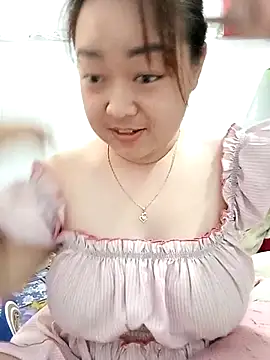 VyOanh2K online show from 03-18-25, 07:52