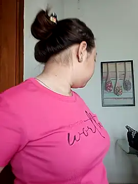 VyOanh2K online show from 03-22-25, 07:36