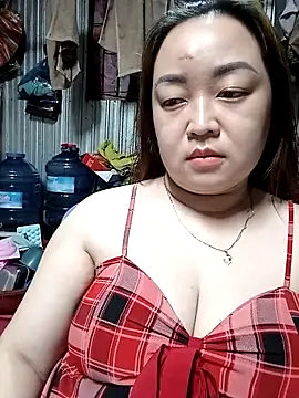 VyOanh2K online show from 09-18-25, 02:19