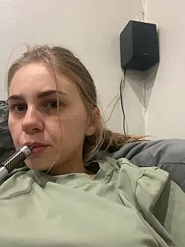 GraceTorrez online show from 01-06-25, 04:02