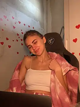 GraceTorrez online show from 03-06-25, 04:41