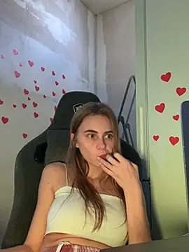 GraceTorrez online show from 03-06-25, 10:52