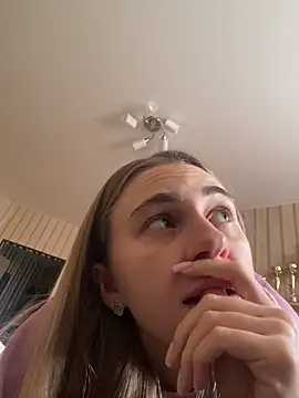 GraceTorrez online show from 10-23-25, 01:54