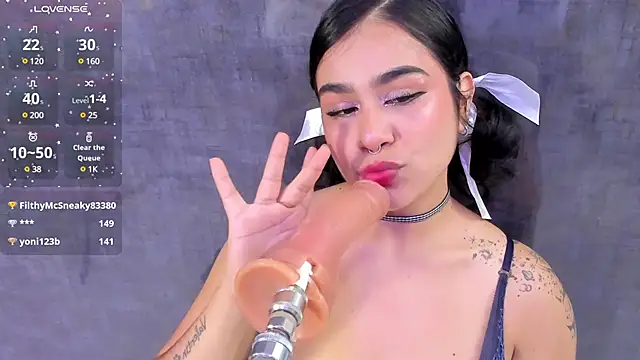 zyle boobs online show from 03-12-25, 07:59