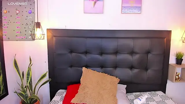 Snapshot of sweet_abby1 chatting on 12-28-24, 03:26 sweet abby1 online show from 12-28-24, 03:26