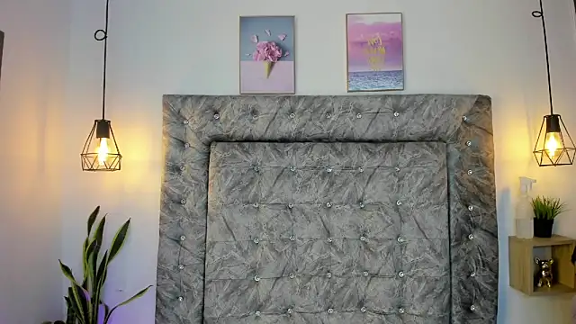 Snapshot of sweet_abby1 chatting on 02-27-25, 12:13 sweet abby1 online show from 02-27-25, 12:13