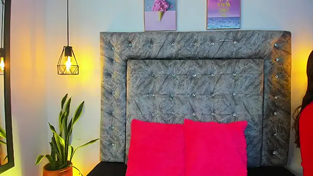 Snapshot of sweet_abby1 chatting on 03-13-25, 12:02 sweet abby1 online show from 03-13-25, 12:02