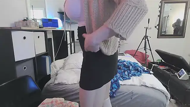 sissytrapdolly24 online show from 10-27-25, 04:55