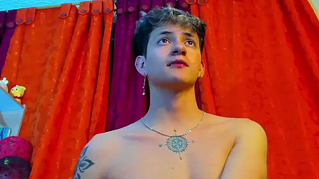 GabyThoms online show from 03-18-25, 08:04