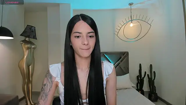 HannahJamesX online show from 12-05-24, 06:11