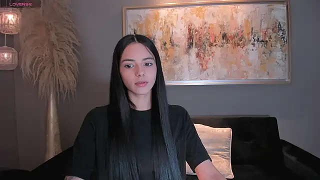 HannahJamesX online show from 12-15-24, 04:15