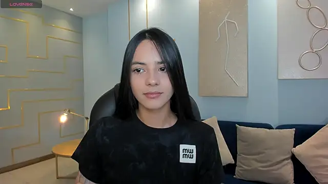 HannahJamesX online show from 02-04-25, 06:49