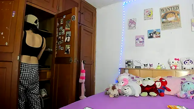 LunaDeCristall online show from 09-09-25, 07:19