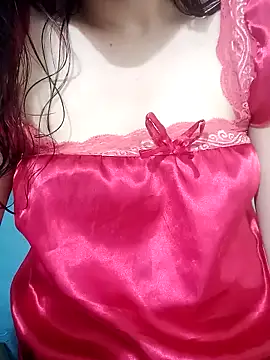 Snapshot of _LanTran chatting on 02-26-25, 03:10 LanTran online show from 02-26-25, 03:10