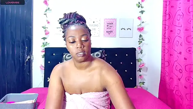 CiaraEbony online show from 10-22-25, 12:22