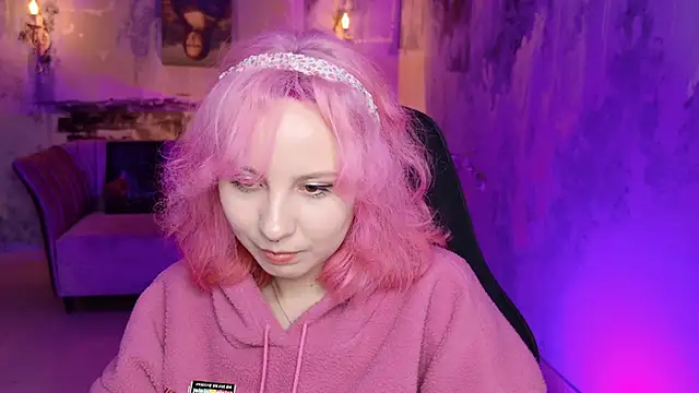 Snapshot of JasmineMilko chatting on 01-12-25, 11:07 JasmineMilko online show from 01-12-25, 11:07