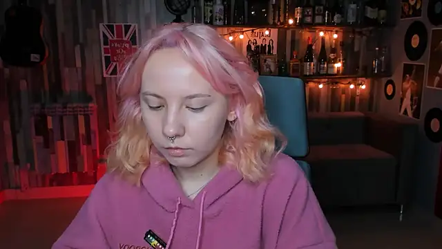 Snapshot of JasmineMilko chatting on 01-22-25, 05:05 JasmineMilko online show from 01-22-25, 05:05