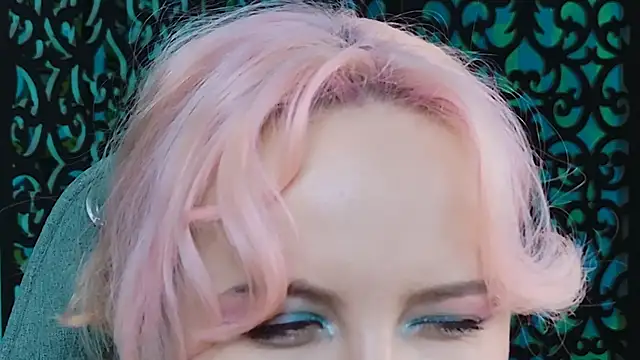 Snapshot of JasmineMilko chatting on 01-24-25, 07:18 JasmineMilko online show from 01-24-25, 07:18