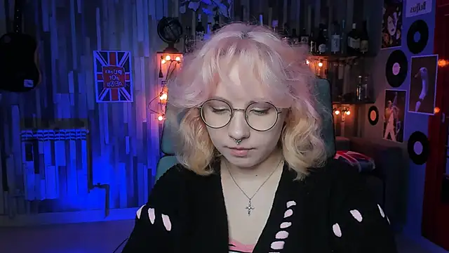 Snapshot of JasmineMilko chatting on 01-26-25, 05:13 JasmineMilko online show from 01-26-25, 05:13