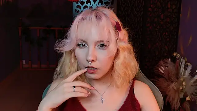 Snapshot of JasmineMilko chatting on 02-09-25, 08:11 JasmineMilko online show from 02-09-25, 08:11