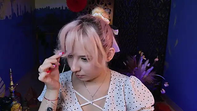 Snapshot of JasmineMilko chatting on 02-16-25, 08:10 JasmineMilko online show from 02-16-25, 08:10