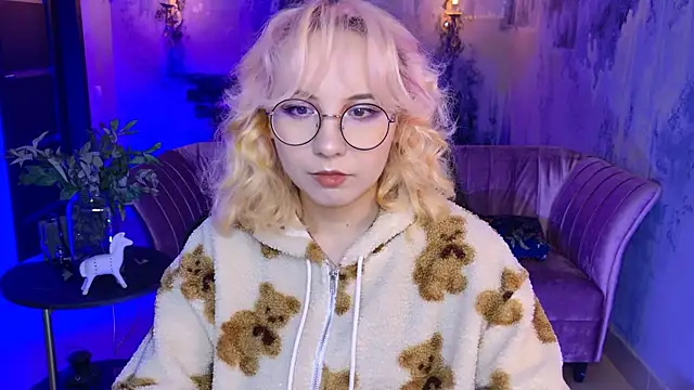 Snapshot of JasmineMilko chatting on 02-18-25, 05:09 JasmineMilko online show from 02-18-25, 05:09