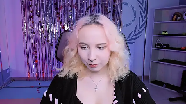 Snapshot of JasmineMilko chatting on 02-28-25, 05:04 JasmineMilko online show from 02-28-25, 05:04