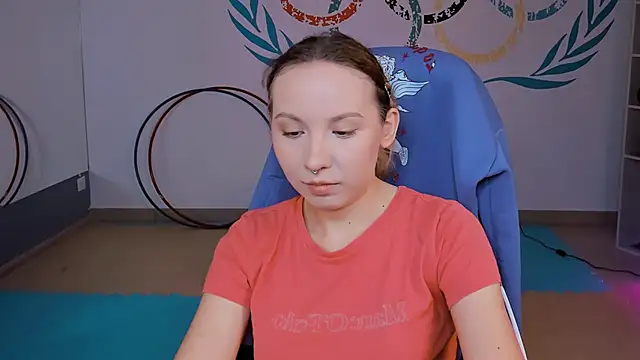 Snapshot of JasmineMilko chatting on 09-23-25, 05:10 JasmineMilko online show from 09-23-25, 05:10