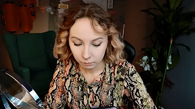 Snapshot of JasmineMilko chatting on 09-30-25, 05:12 JasmineMilko online show from 09-30-25, 05:12