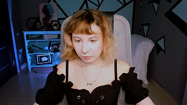 Snapshot of JasmineMilko chatting on 10-09-25, 05:05 JasmineMilko online show from 10-09-25, 05:05