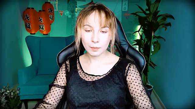 Snapshot of JasmineMilko chatting on 10-14-25, 05:08 JasmineMilko online show from 10-14-25, 05:08