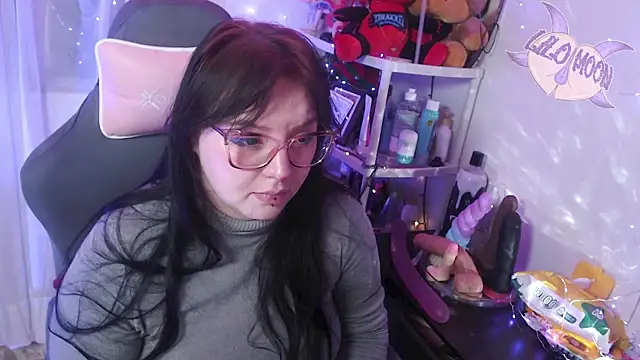 LiloMoon69 online show from 03-11-25, 07:04