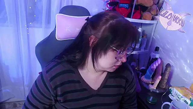 LiloMoon69 online show from 03-19-25, 06:24