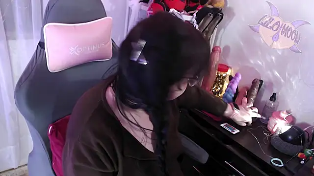 LiloMoon69 online show from 09-11-25, 12:38