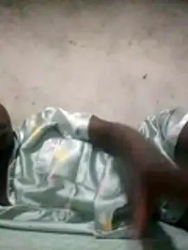 Snapshot of sexyblackya chatting on 12-01-25, 04:28 sexyblackya online show from 12-01-25, 04:28