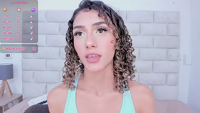 Snapshot of Daddysgirl1_ chatting on 12-23-24, 05:17 Daddysgirl1 online show from 12-23-24, 05:17