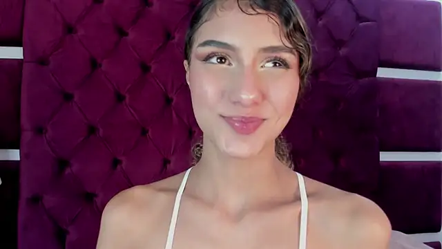 Snapshot of Daddysgirl1_ chatting on 01-14-25, 08:52 Daddysgirl1 online show from 01-14-25, 08:52