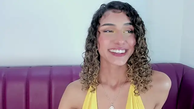 Snapshot of Daddysgirl1_ chatting on 01-20-25, 05:26 Daddysgirl1 online show from 01-20-25, 05:26