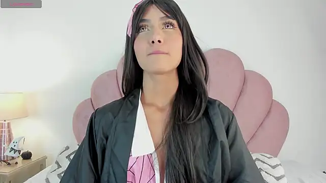 Snapshot of Daddysgirl1_ chatting on 10-27-25, 10:36 Daddysgirl1 online show from 10-27-25, 10:36