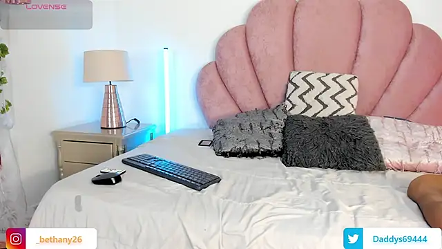 Snapshot of Daddysgirl1_ chatting on 11-27-25, 11:07 Daddysgirl1 online show from 11-27-25, 11:07