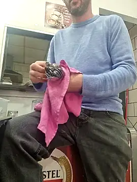 Snapshot of PublicNoFace chatting on 02-17-25, 11:13 PublicNoFace online show from 02-17-25, 11:13