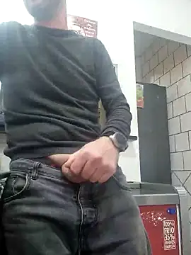 Snapshot of PublicNoFace chatting on 02-18-25, 02:27 PublicNoFace online show from 02-18-25, 02:27