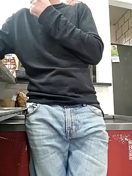 Snapshot of PublicNoFace chatting on 03-14-25, 12:40 PublicNoFace online show from 03-14-25, 12:40