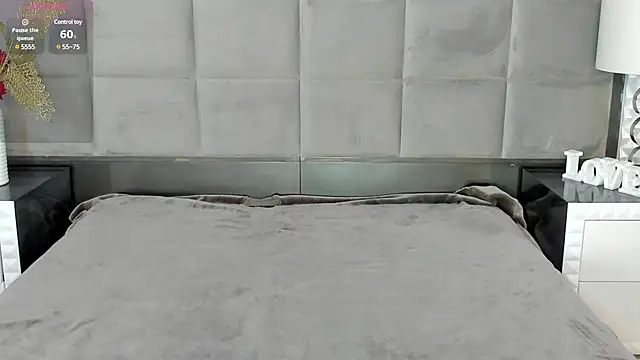 Snapshot of OliviaBurning chatting on 03-18-25, 07:31 OliviaBurning online show from 03-18-25, 07:31