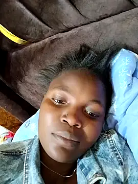 Snapshot of pretty_vivy chatting on 12-28-24, 09:09 pretty vivy online show from 12-28-24, 09:09