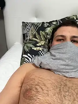 Snapshot of yayaya55598 chatting on 02-09-25, 03:01 yayaya55598 online show from 02-09-25, 03:01